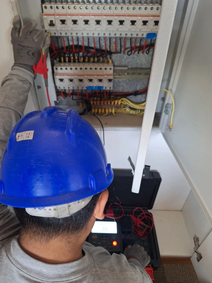 Megado de un tablero electrico